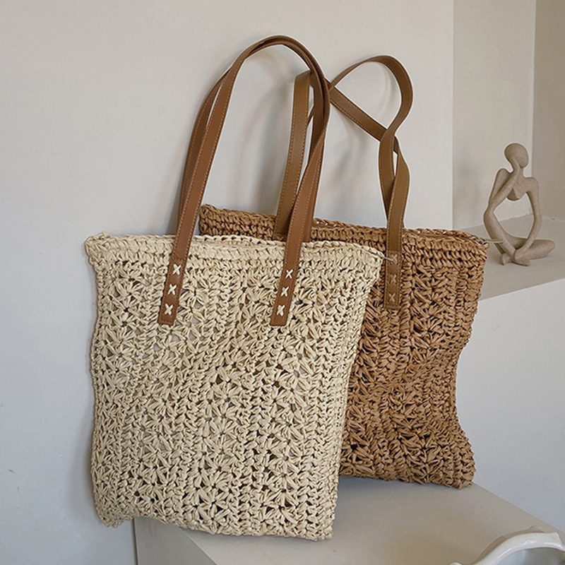 Square Hollow Straw Beach Bag  - Women'S Raffia Bags recension och pris